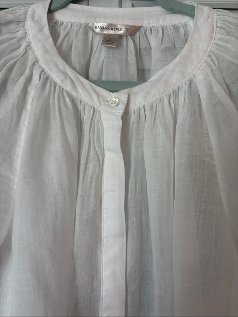 Banana Republic 100% Rami White Gauzy Button-Front Blouse Balloon Sleeve Sz Smal - Picture 3 of 6